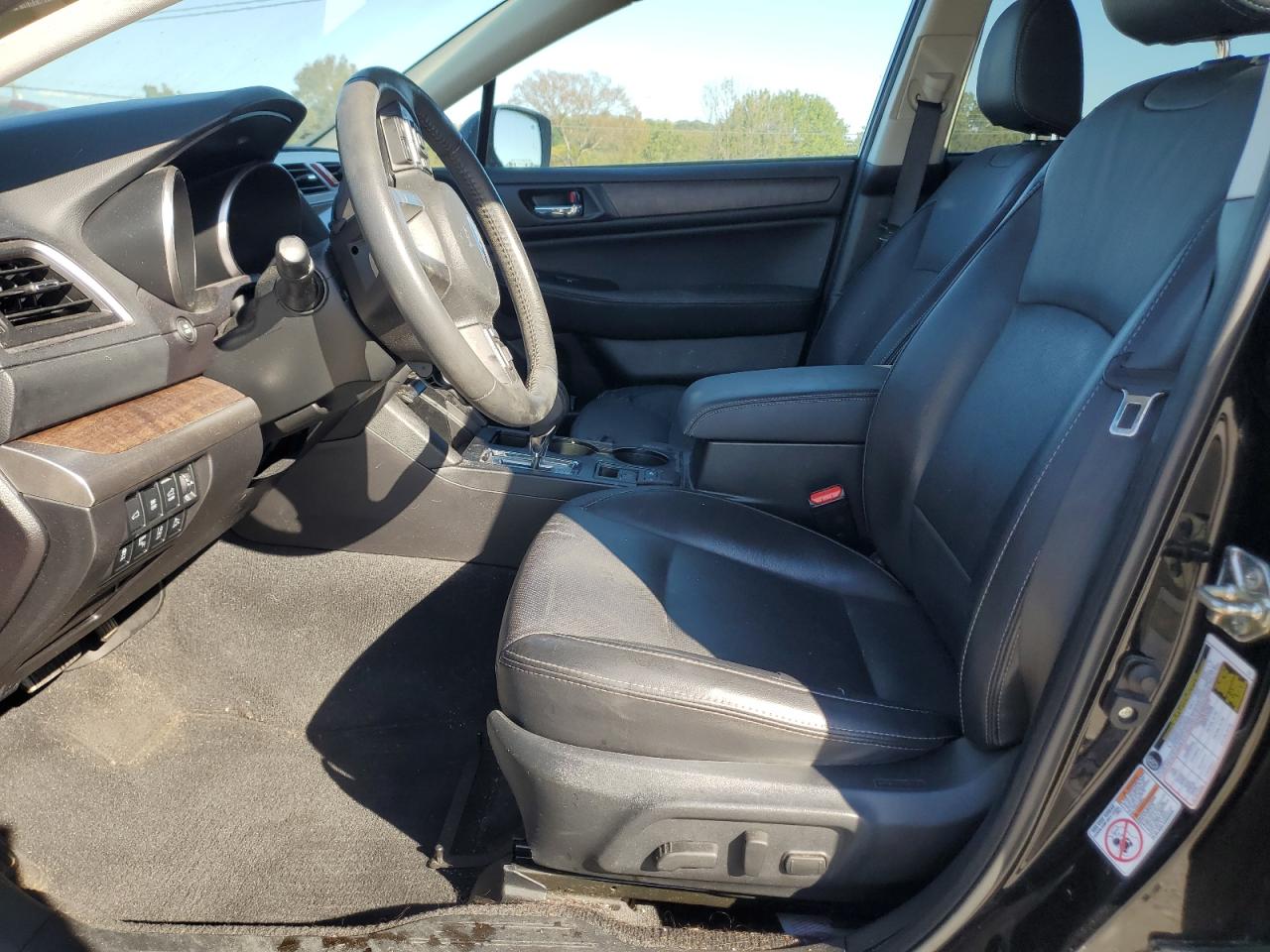 2017 Subaru Outback 2.5I Limited VIN: 4S4BSANC5H3388179 Lot: 86507865