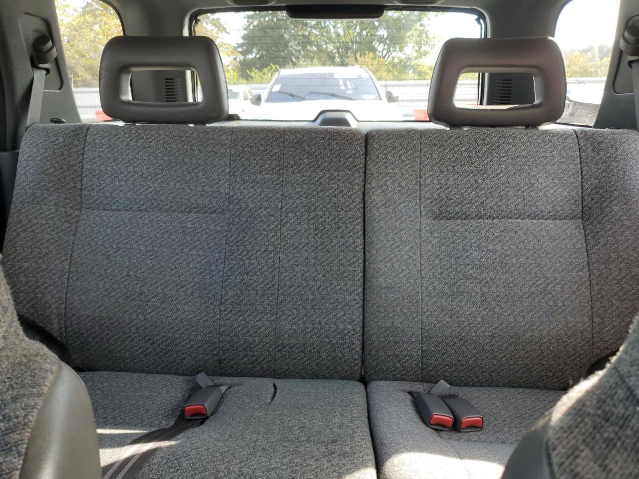 1998 Isuzu Rodeo S VIN: 4S2CM58W9W4300892 Lot: 85744175