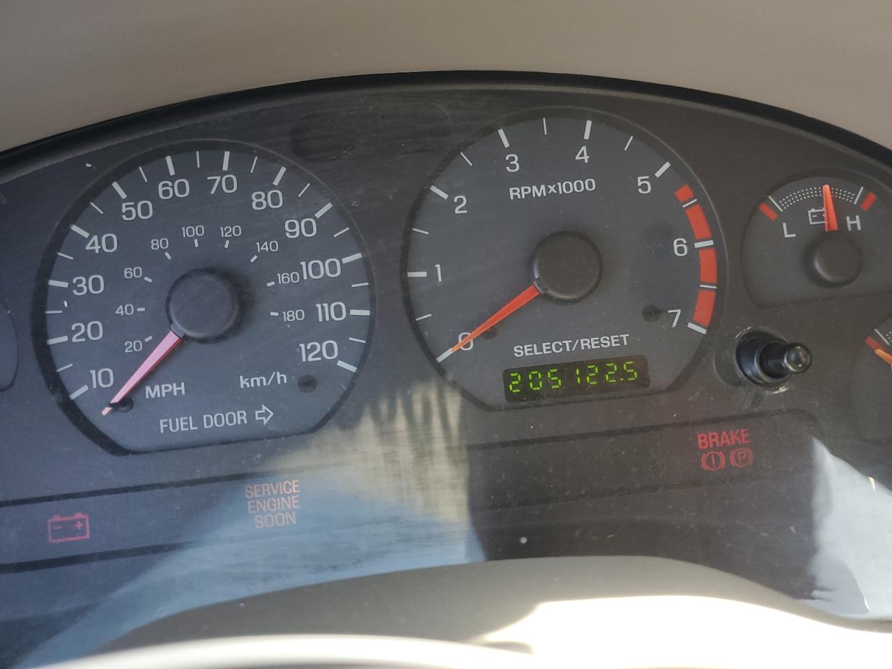 2003 Ford Mustang VIN: 1FAFP404X3F436006 Lot: 89508565