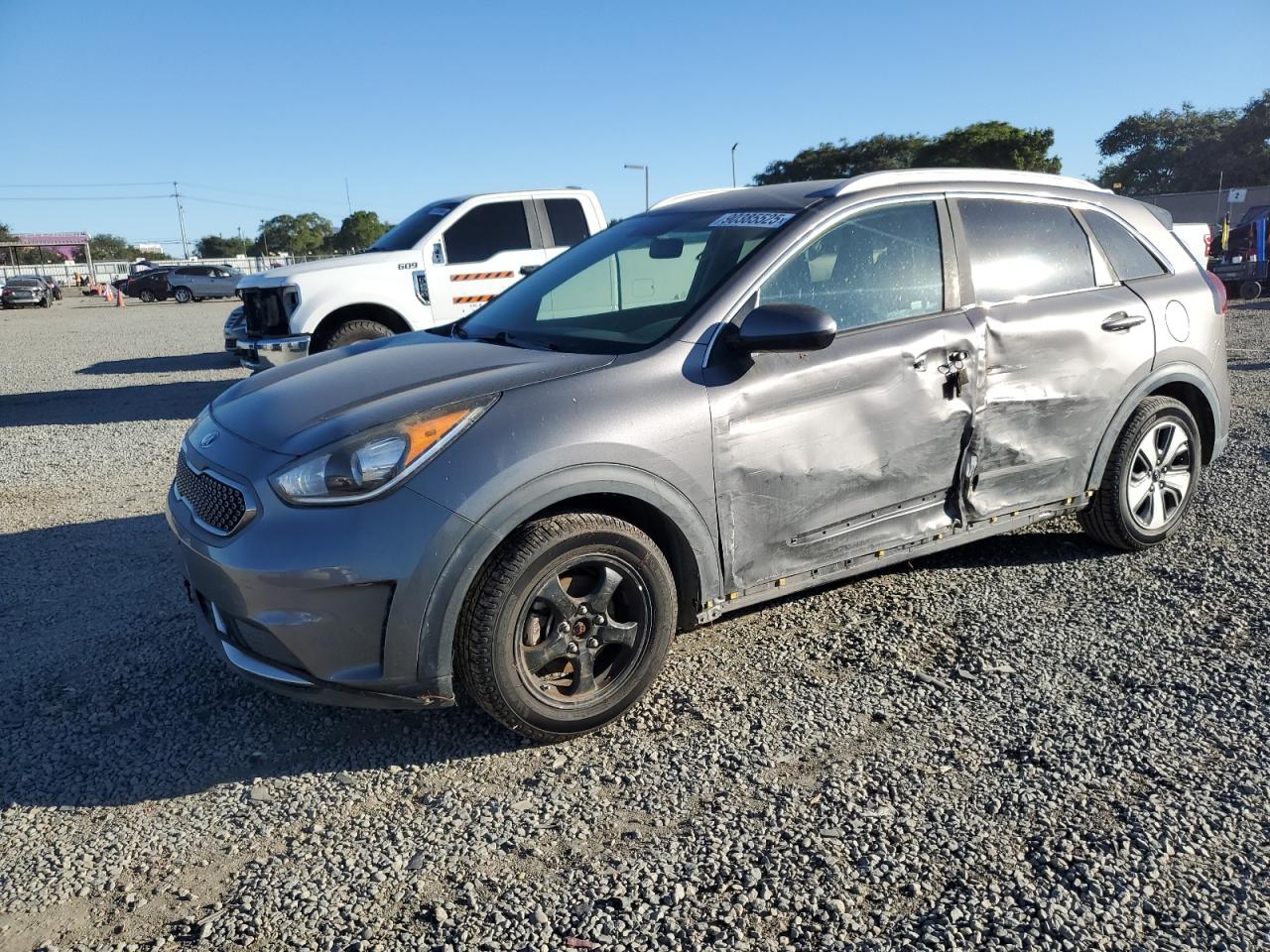 2018 Kia Niro Fe VIN: KNDCB3LC7J5132823 Lot: 90385525