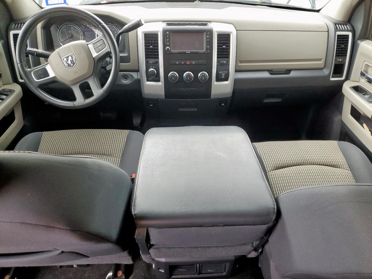 2009 Dodge Ram 1500 VIN: 1D3HV13T09S739927 Lot: 82448475