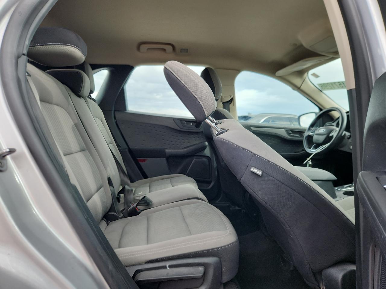 2020 Ford Escape S VIN: 1FMCU0F62LUB43702 Lot: 81571295