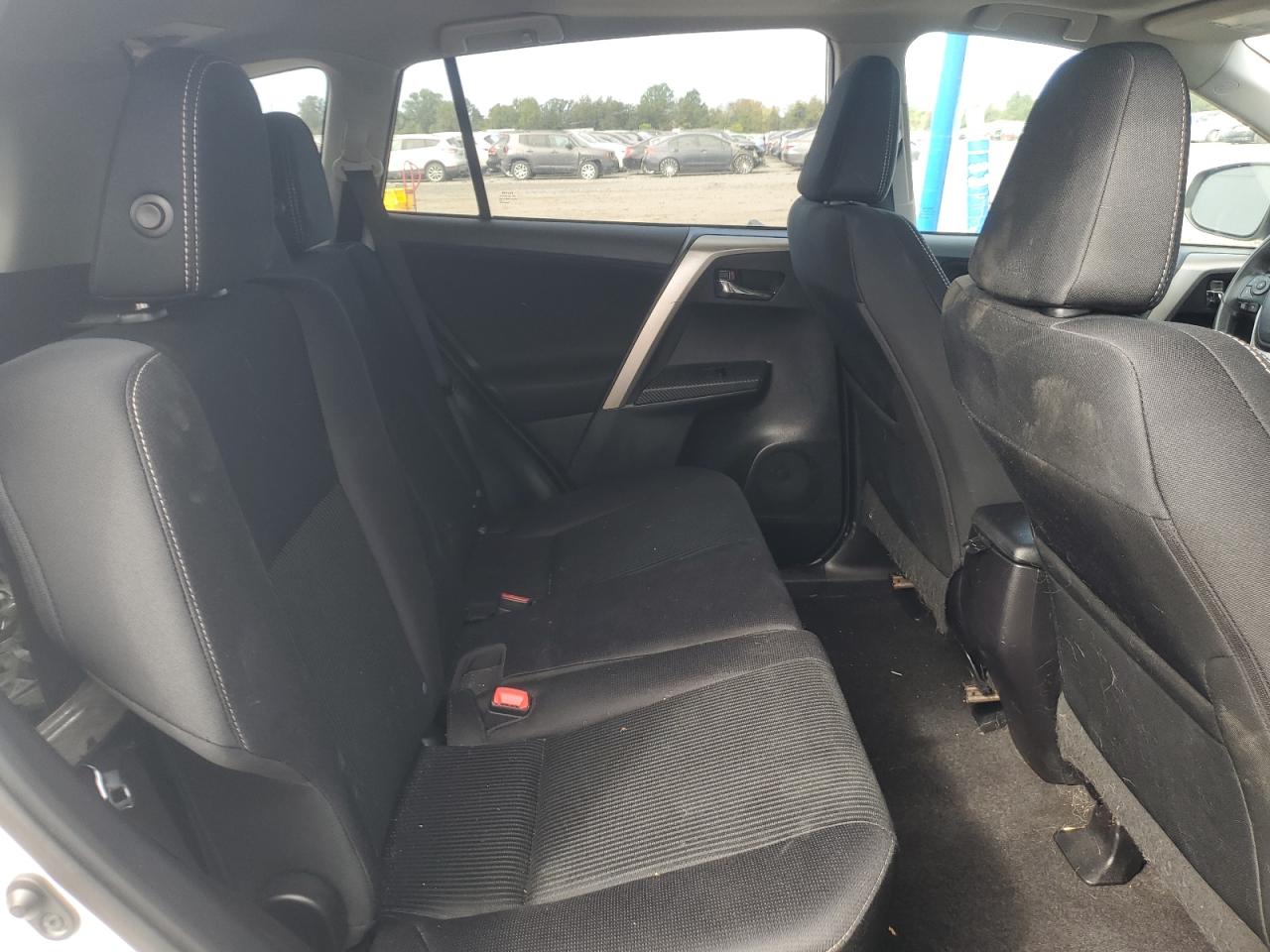 2015 Toyota Rav4 Xle VIN: 2T3WFREV2FW135440 Lot: 85684075