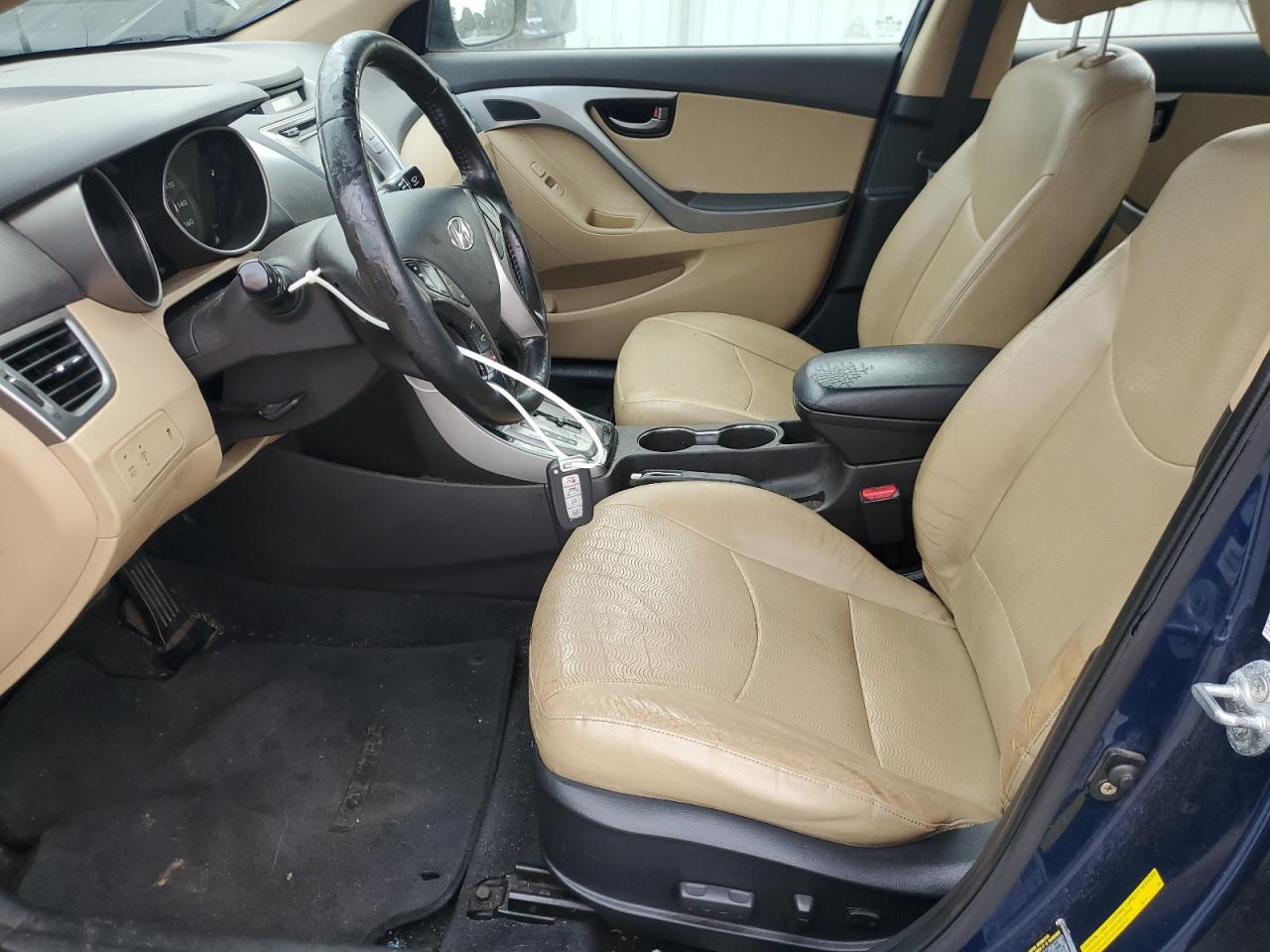 2013 Hyundai Elantra Gls VIN: KMHDH4AE8DU608693 Lot: 81942325