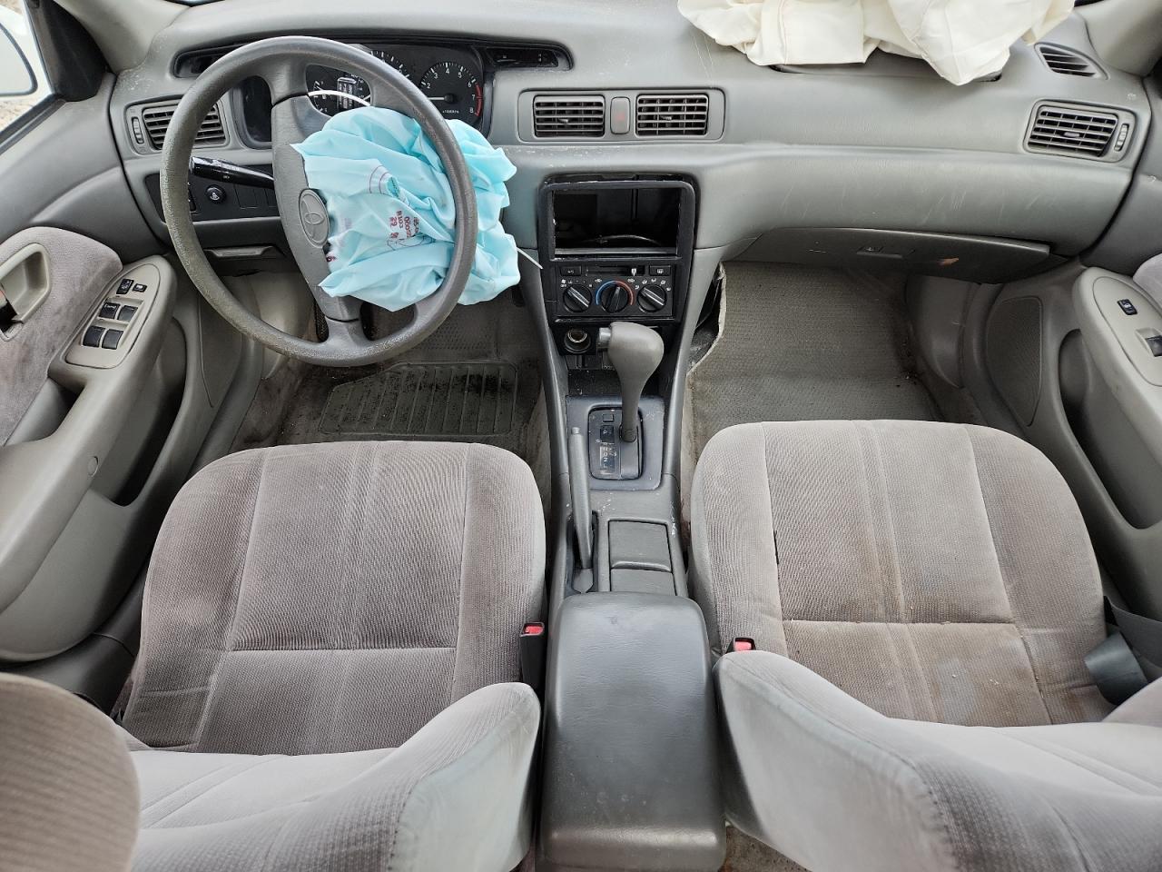 1998 Toyota Camry VIN: 4T1BG22K4WU381704 Lot: 82344075