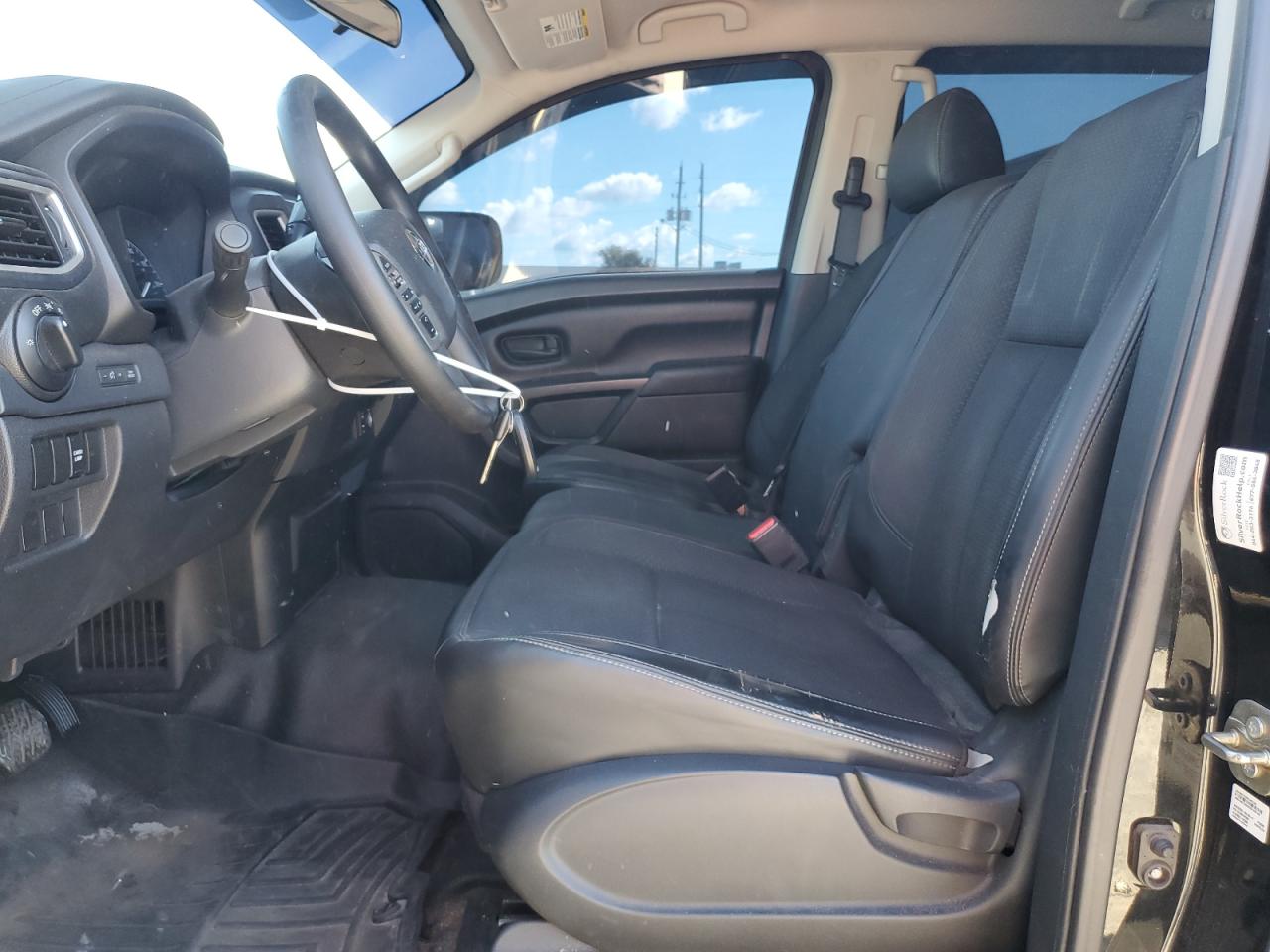 2017 Nissan Titan S VIN: 1N6AA1EKXHN501586 Lot: 84628955