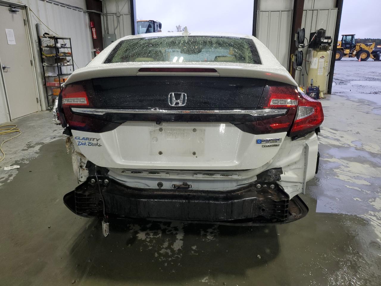 2018 Honda Clarity Touring VIN: JHMZC5F38JC009721 Lot: 90234765