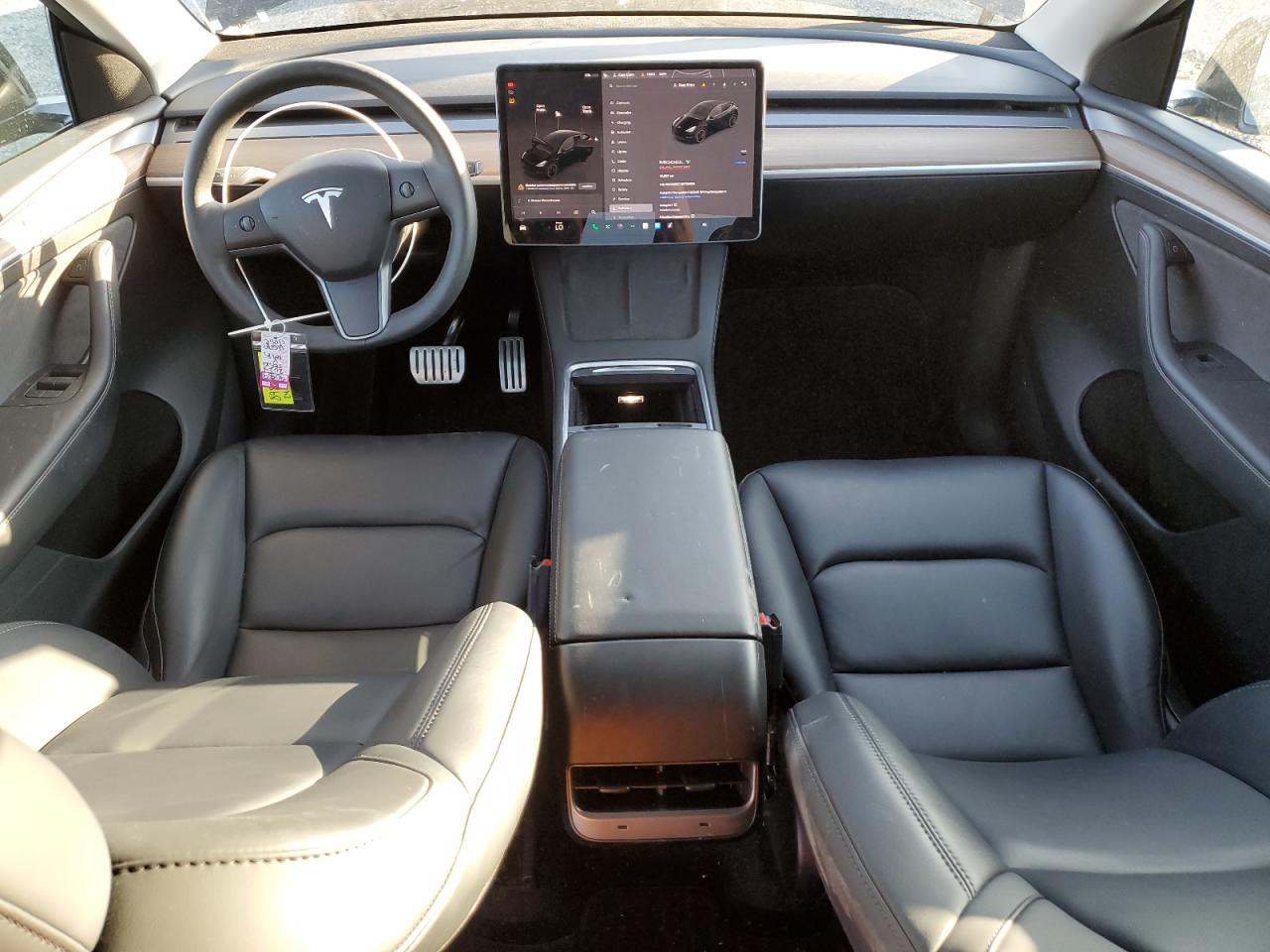 2024 Tesla Model Y VIN: 7SAYGDEFXRF124913 Lot: 89855825