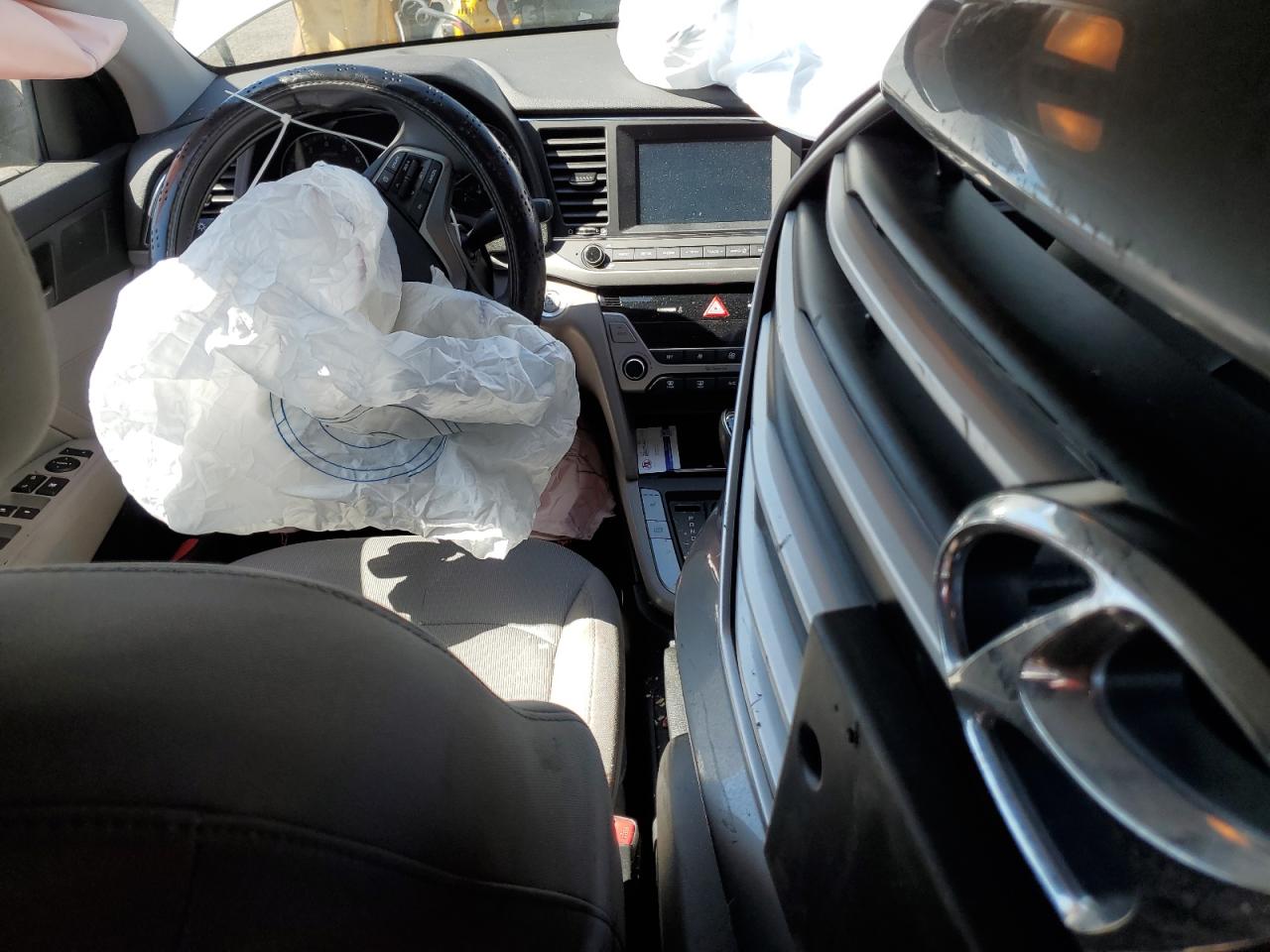 2018 Hyundai Elantra Sel VIN: 5NPD84LF9JH261164 Lot: 85741015