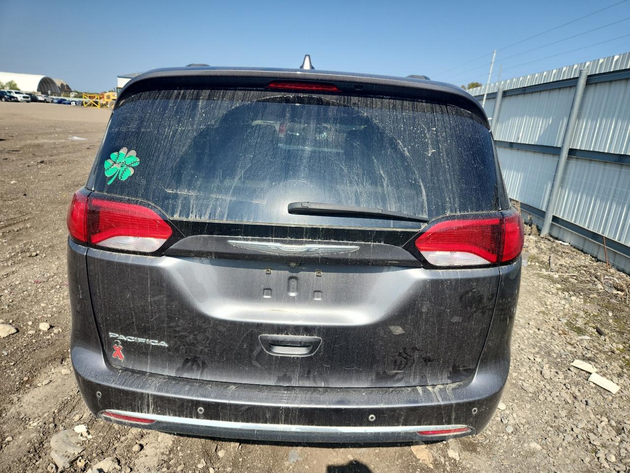 2017 Chrysler Pacifica Touring L VIN: 2C4RC1BG6HR739499 Lot: 81999025