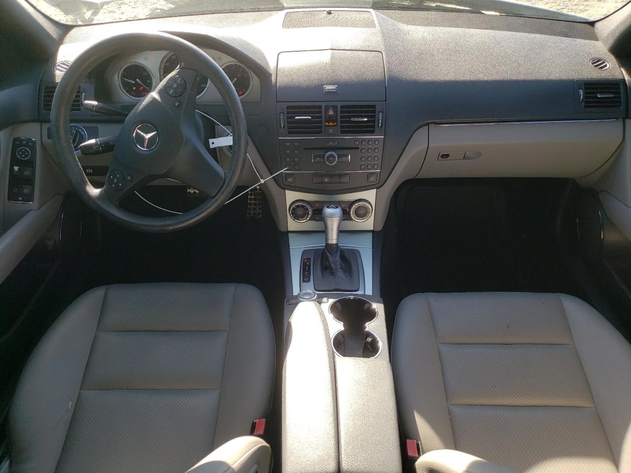 2008 Mercedes-Benz C 300 VIN: WDDGF54X18F017549 Lot: 90639735