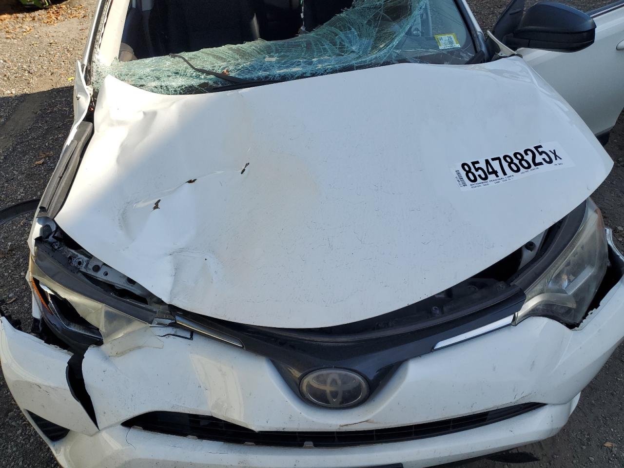 2018 Toyota Rav4 Le VIN: JTMBFREV5JJ204031 Lot: 85478825