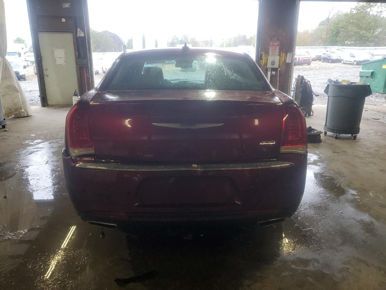 2018 Chrysler 300 Limited VIN: 2C3CCAKG2JH293759 Lot: 85723855