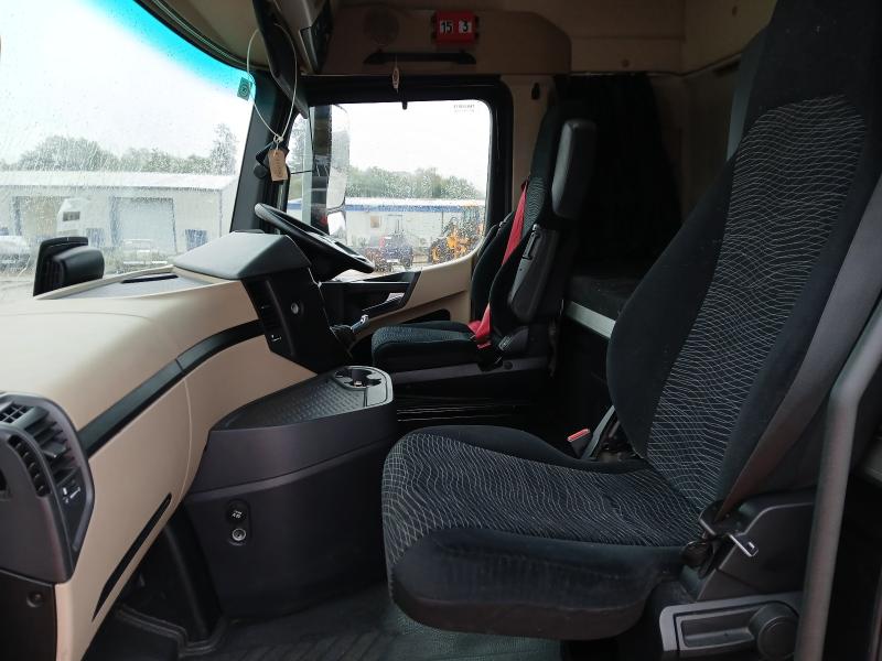 2018 MERCEDES BENZ AROCS (1)