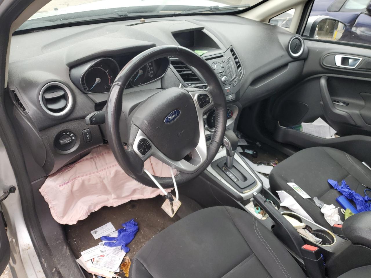 2015 Ford Fiesta Se VIN: 3FADP4BJ9FM199345 Lot: 85901475