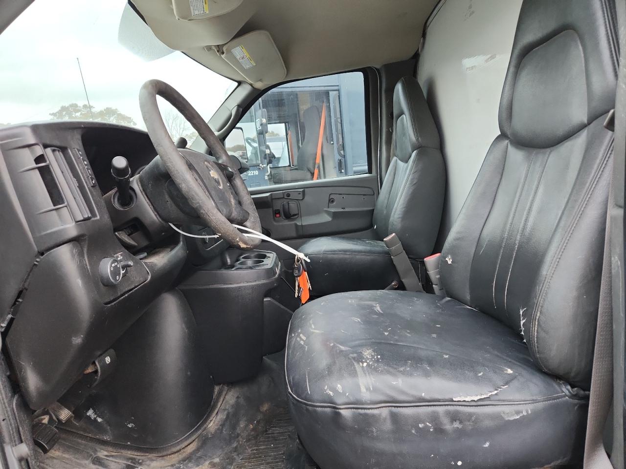 2009 Chevrolet Express Box Truck VIN: 1GBHG31C491174545 Lot: 89712245