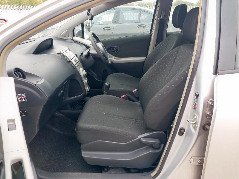 2006 TOYOTA YARIS T2 