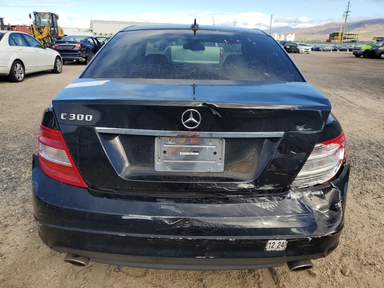 2011 Mercedes-Benz C 300 VIN: WDDGF5EB3BA475858 Lot: 82181825