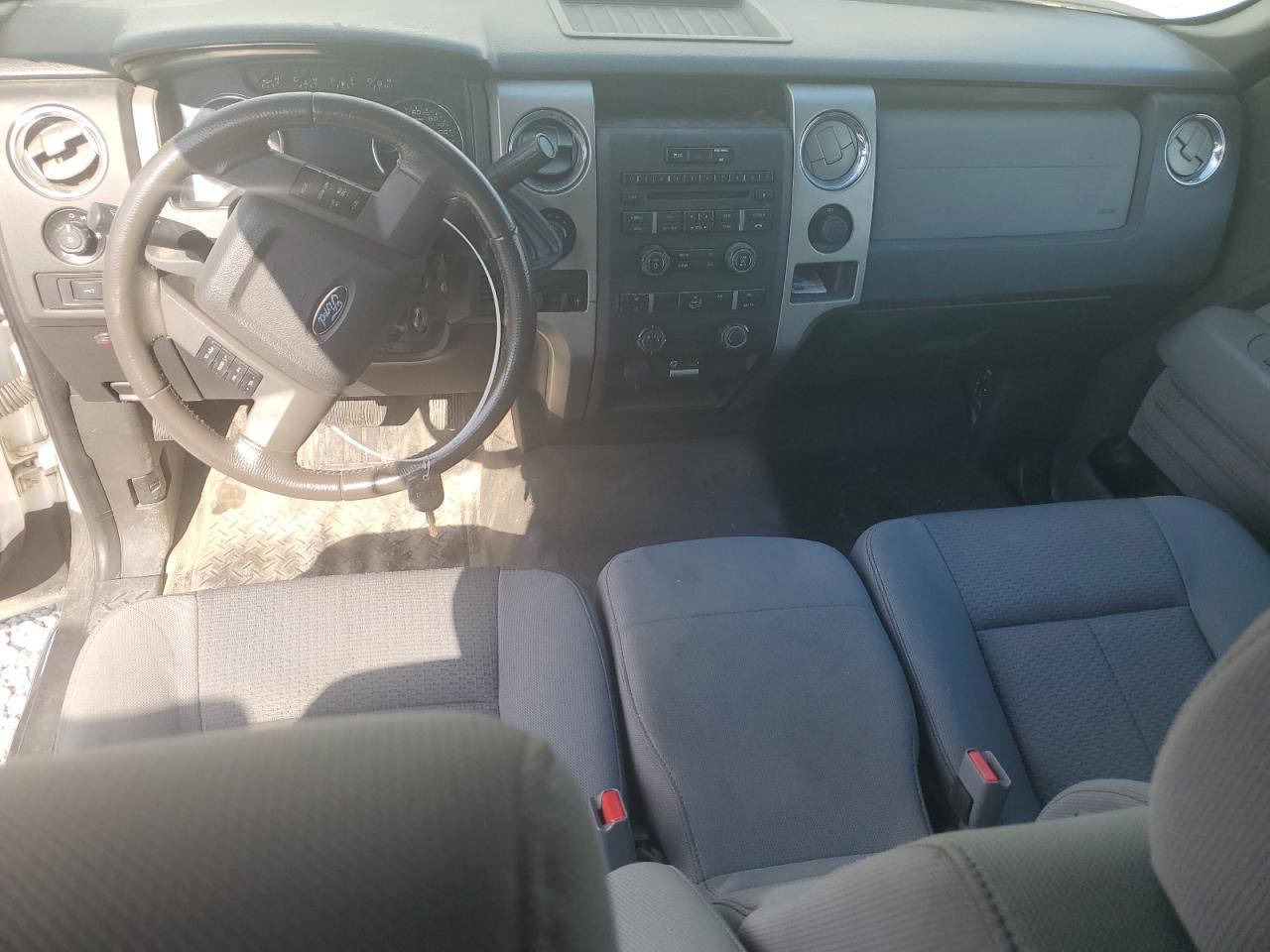 car-image car-image