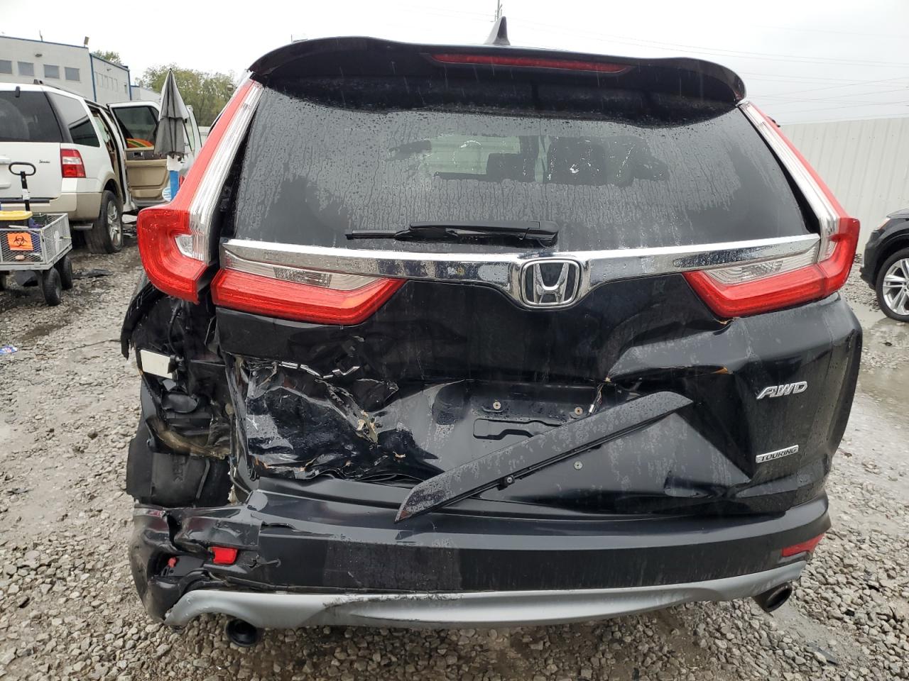 2018 Honda Cr-V Touring VIN: 7FARW2H96JE011127 Lot: 82259485