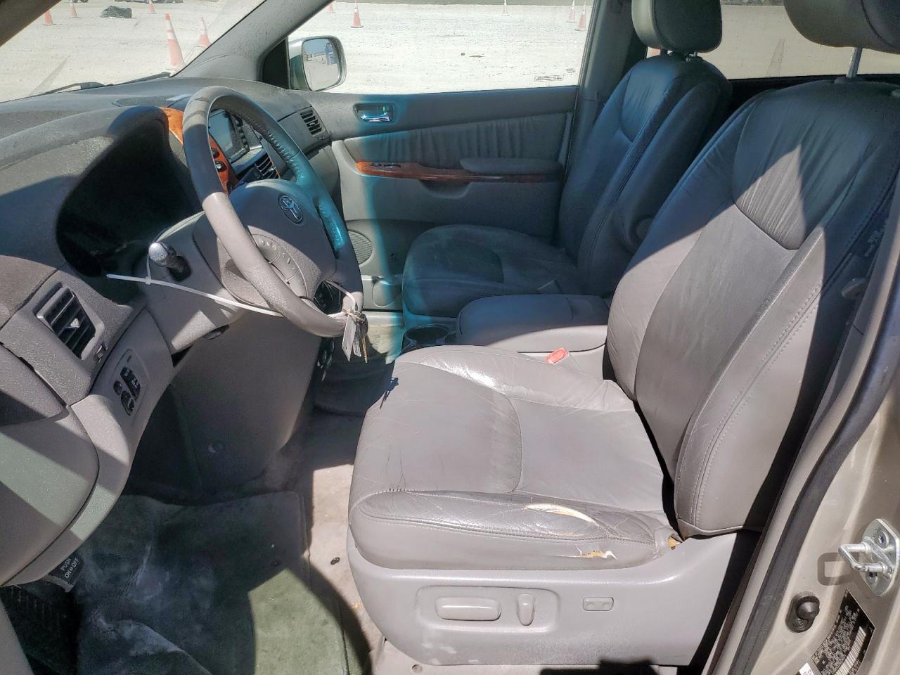 2010 Toyota Sienna Xle VIN: 5TDYK4CC3AS294874 Lot: 85746225