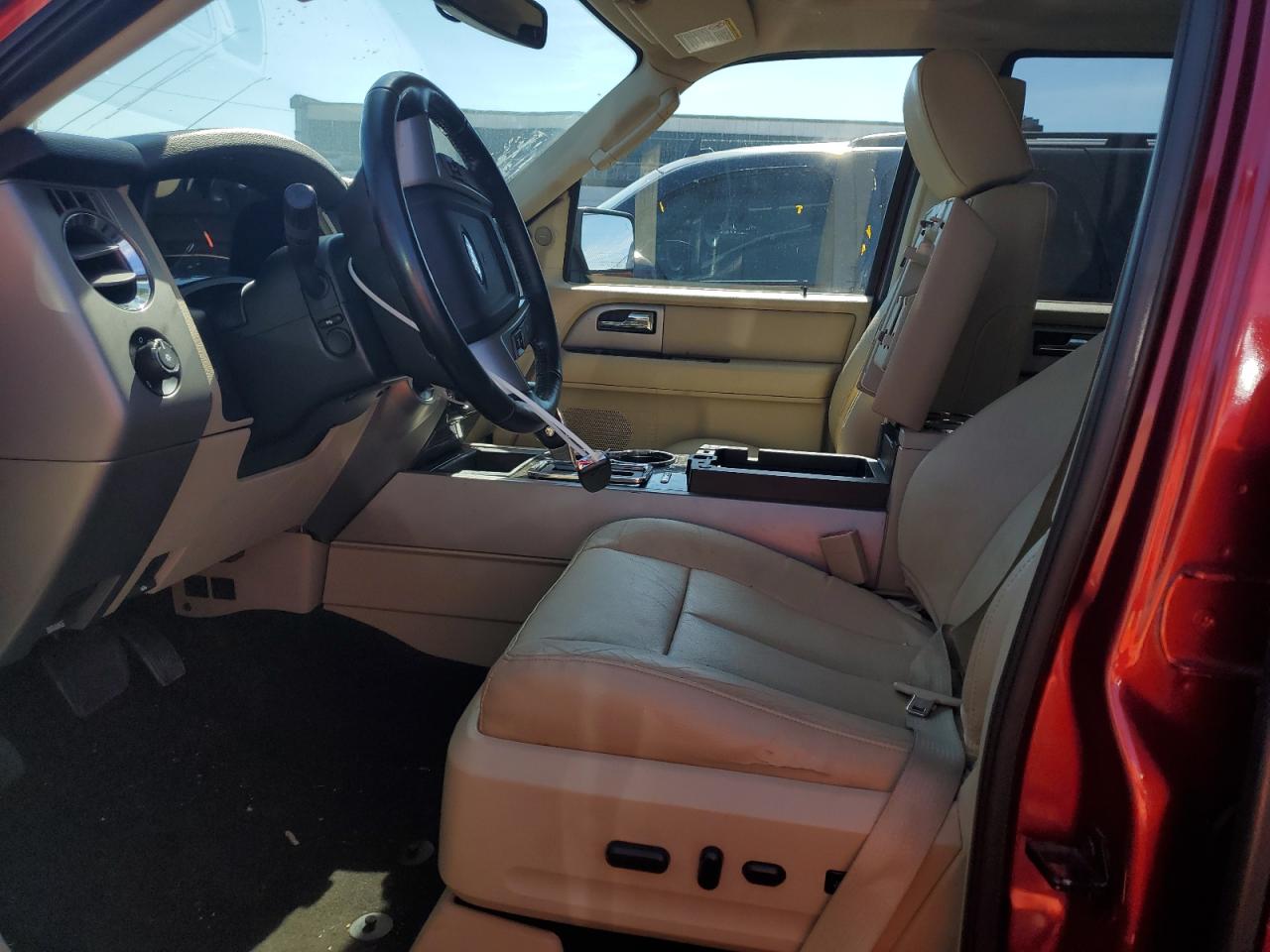 2015 Ford Expedition Limited VIN: 1FMJU2AT2FEF41748 Lot: 82128915