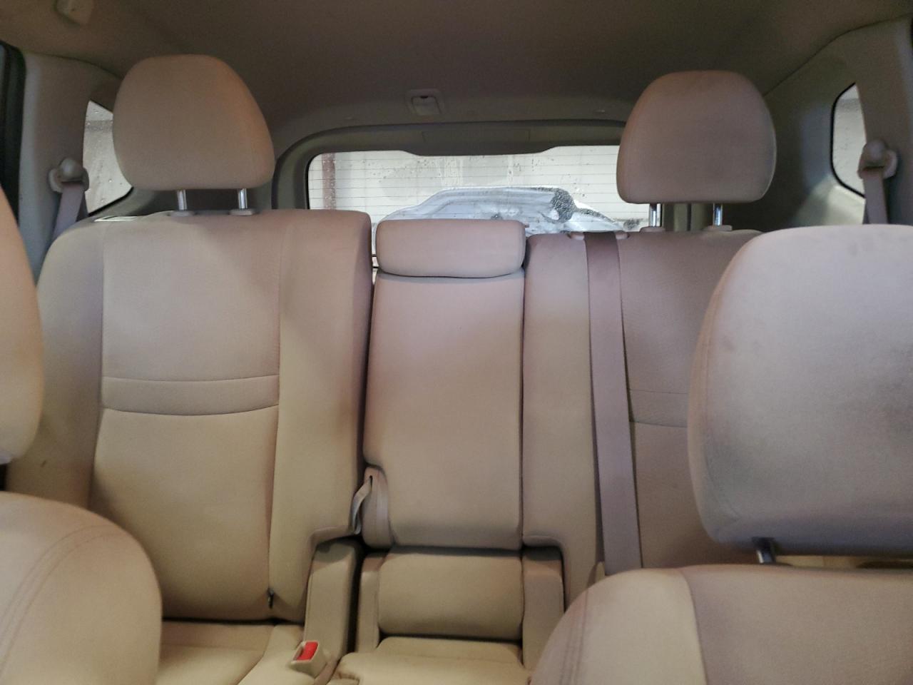 2016 Nissan Rogue S VIN: KNMAT2MV8GP667977 Lot: 86231965