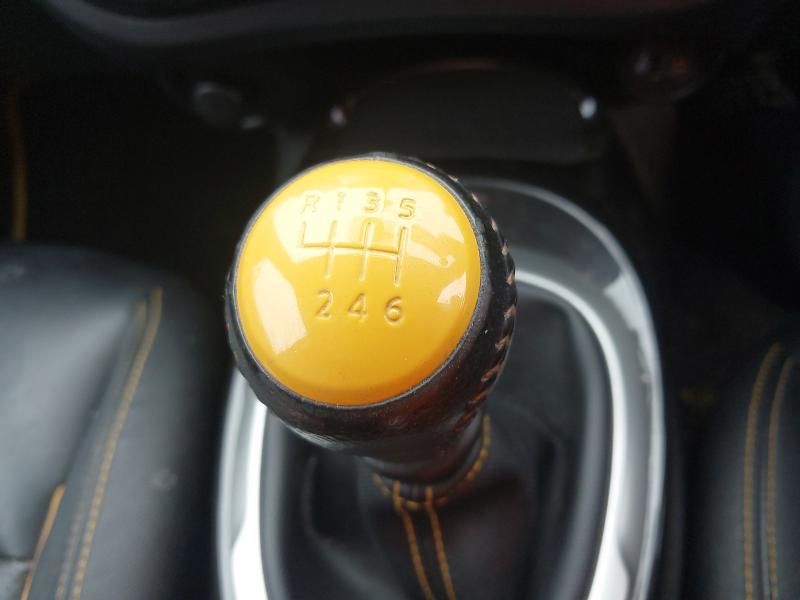 2015 NISSAN JUKE 1.2 DIG-T TEKNA 5DR