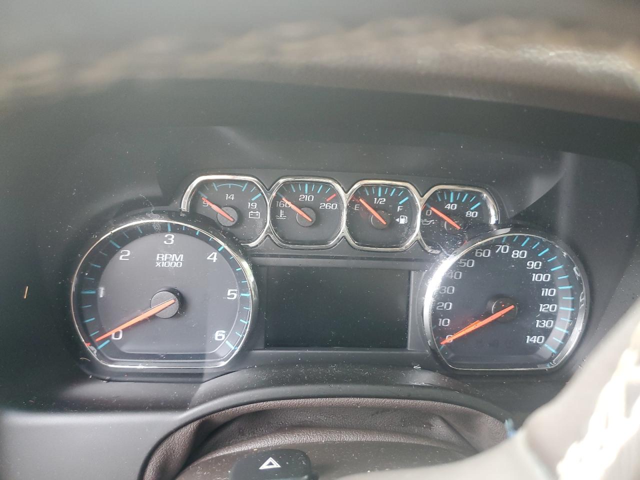 2018 Chevrolet Tahoe K1500 Premier VIN: 1GNSKCKC4JR144697 Lot: 82199795