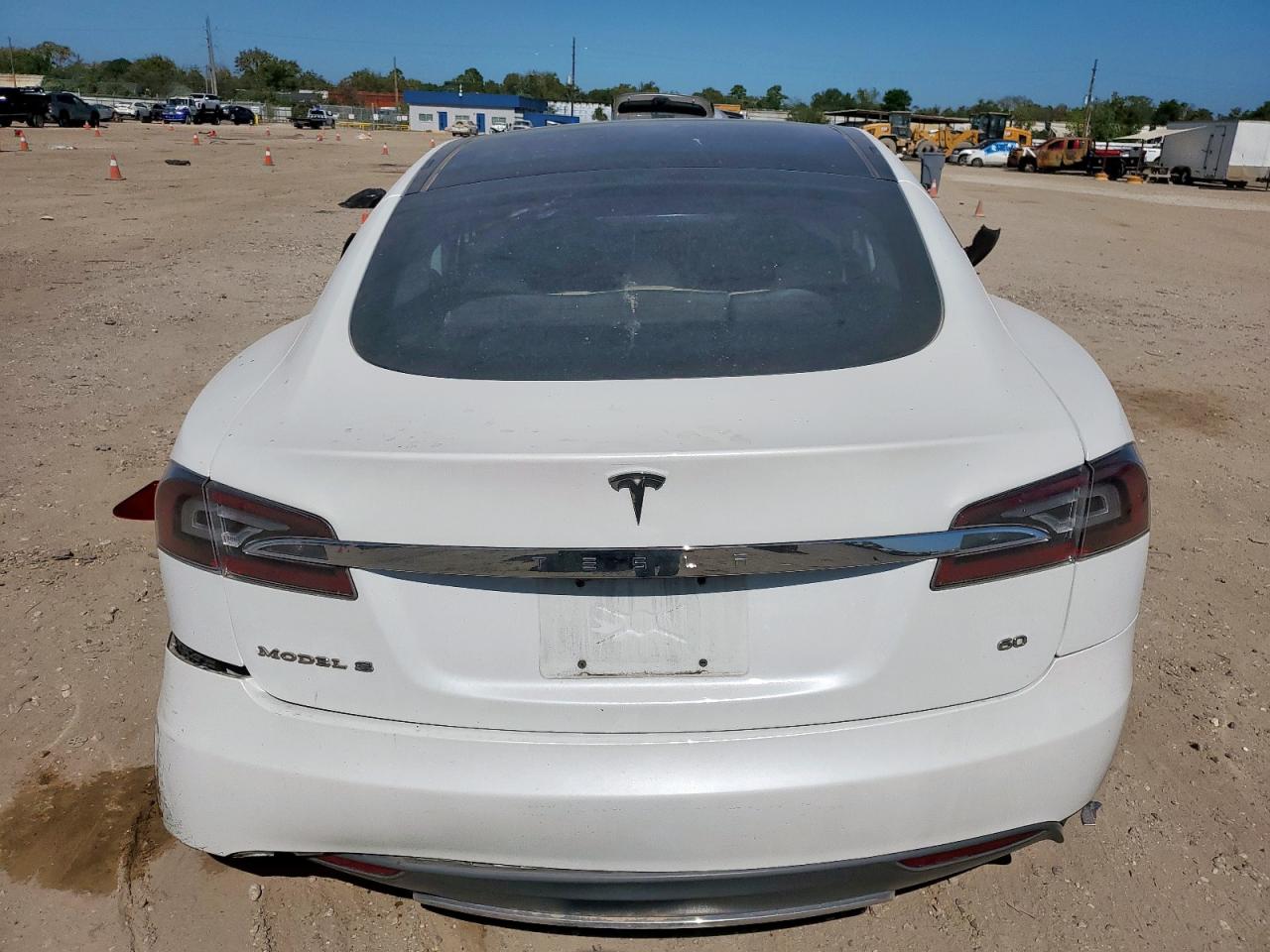 2013 Tesla Model S VIN: 5YJSA1CG8DFP20495 Lot: 82406395