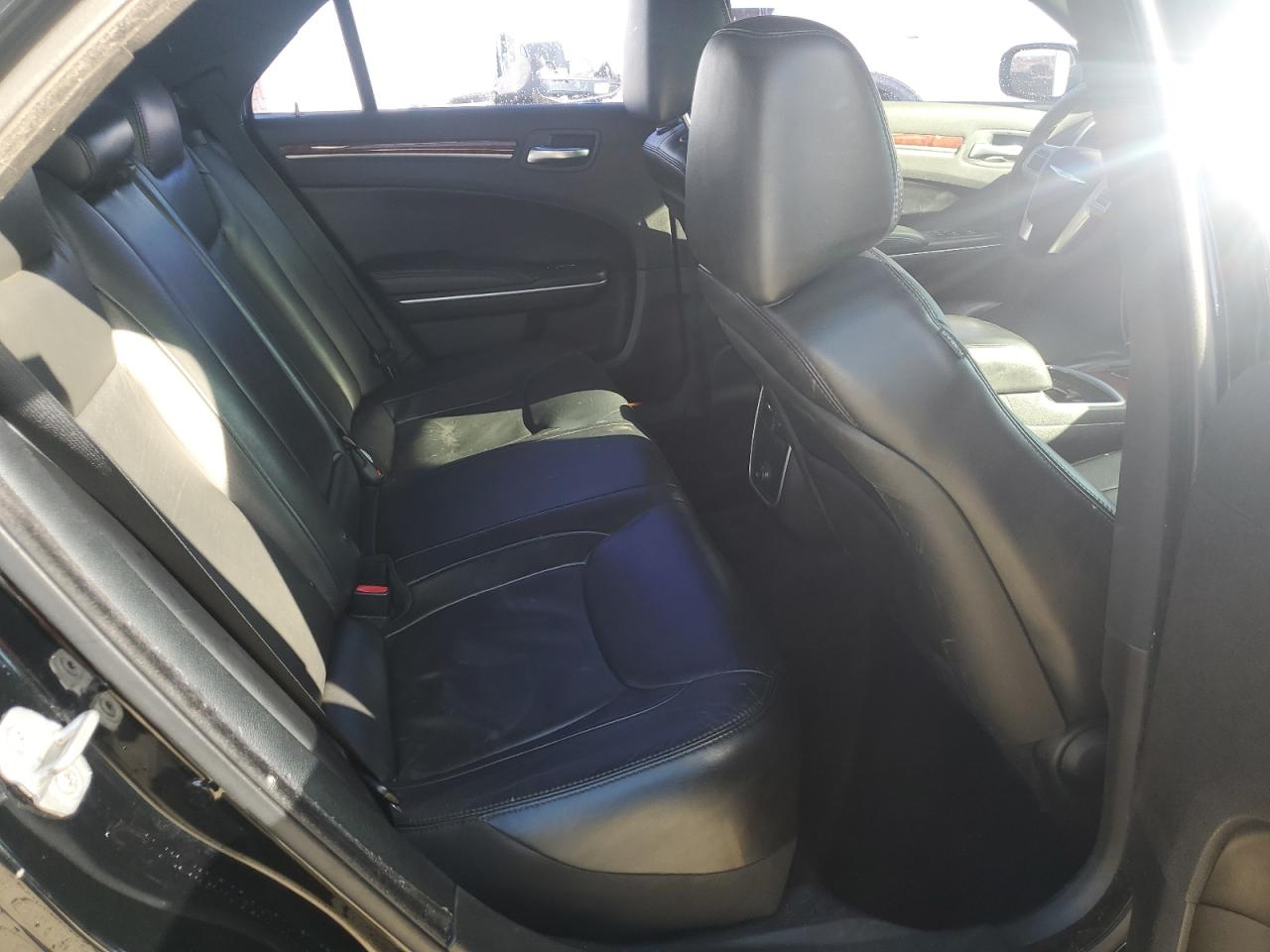 2014 Chrysler 300 VIN: 2C3CCAAG6EH127977 Lot: 85892445