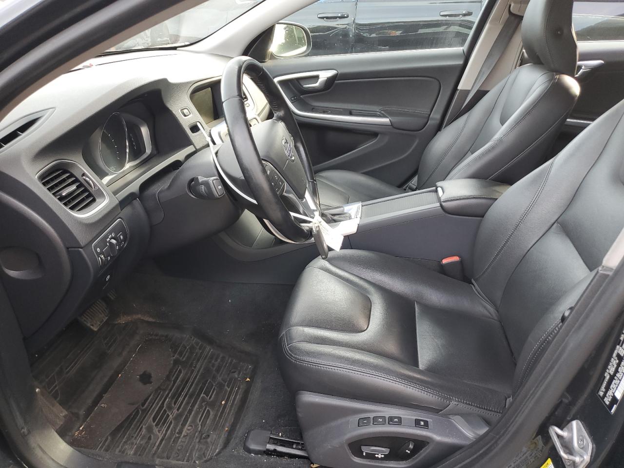 2015 Volvo V60 Premier+ VIN: YV1612SCXF1213867 Lot: 84948075