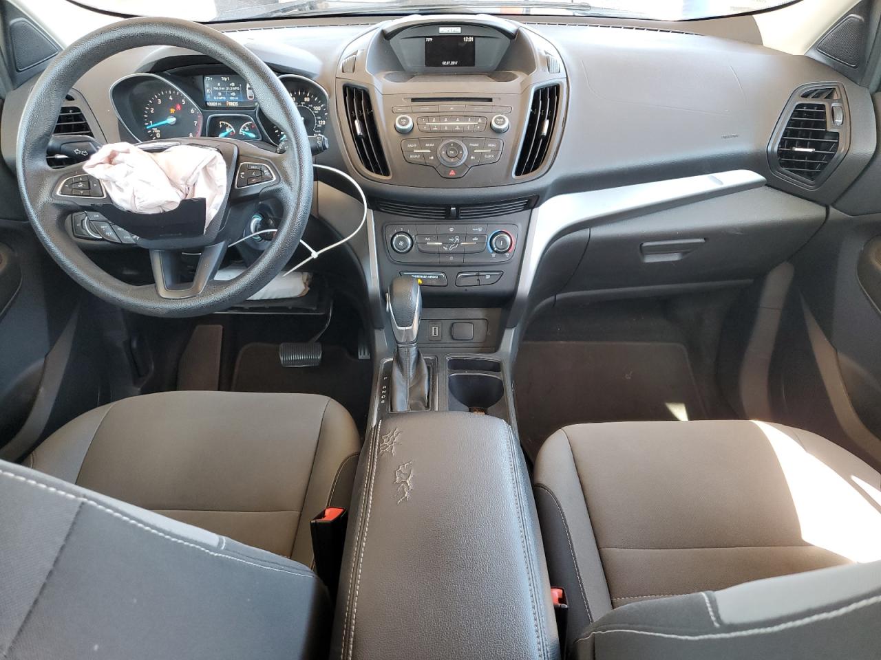 2017 Ford Escape S VIN: 1FMCU0F70HUD42618 Lot: 86826155