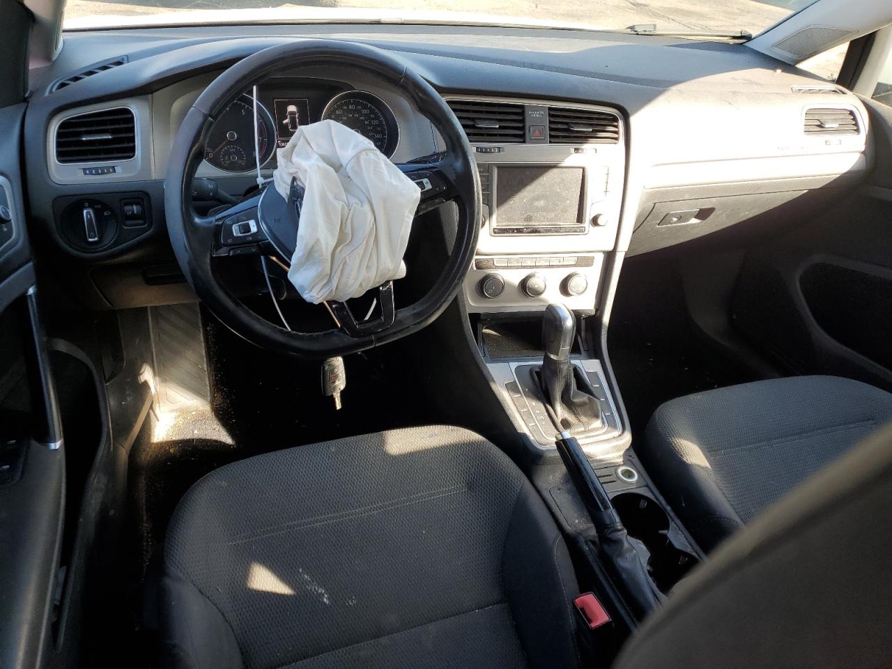 2016 Volkswagen Golf Sportwagen S VIN: 3VWC17AU3GM517043 Lot: 89497875