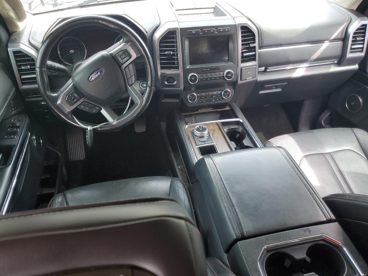 2019 Ford Expedition Platinum VIN: 1FMJU1LT2KEA70833 Lot: 81831235