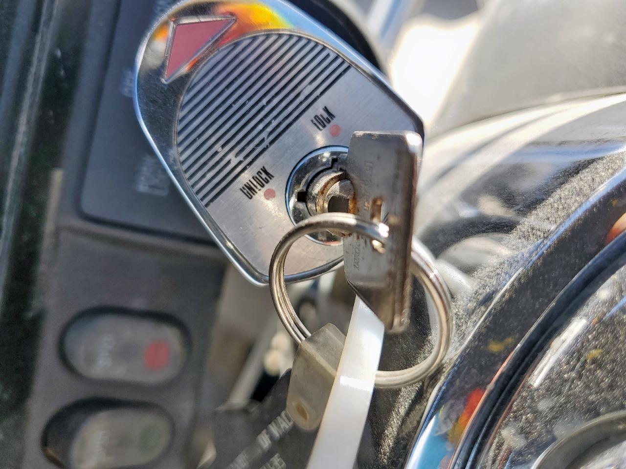 2003 Harley-Davidson Flhtcui Anniversary VIN: 1HD1FCW453Y604744 Lot: 85144045