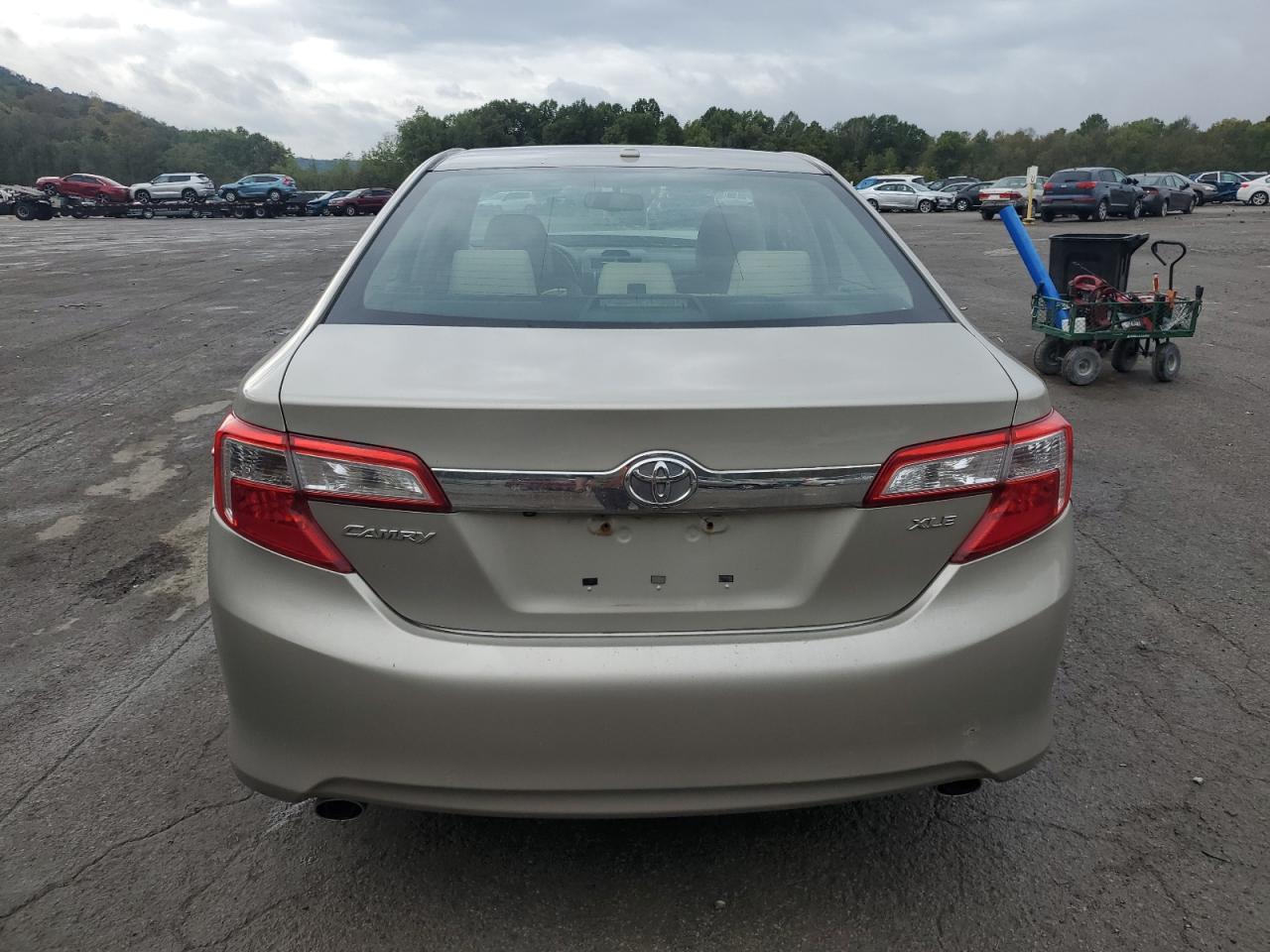 2014 Toyota Camry Se VIN: 4T1BK1FK2EU547087 Lot: 82274635