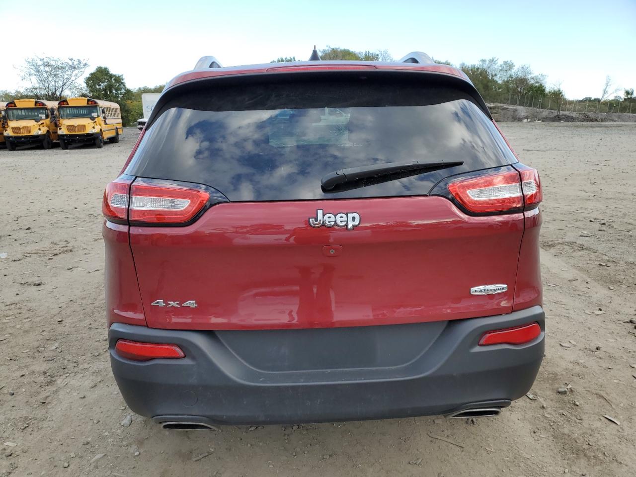 2017 Jeep Cherokee Latitude VIN: 1C4PJMCS5HW532269 Lot: 82644125