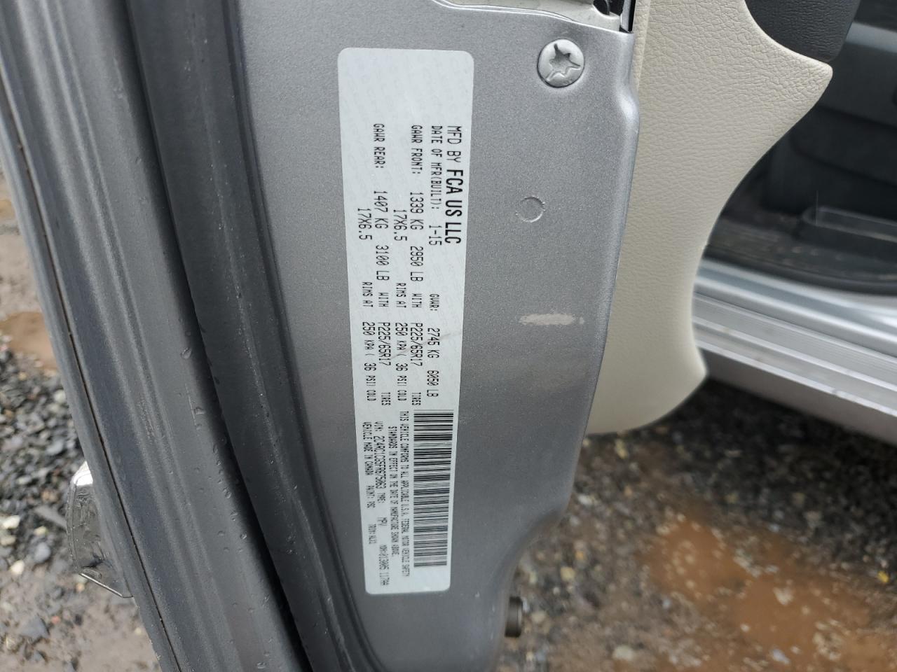 2015 Chrysler Town & Country Touring L VIN: 2C4RC1CG5FR675063 Lot: 86542185