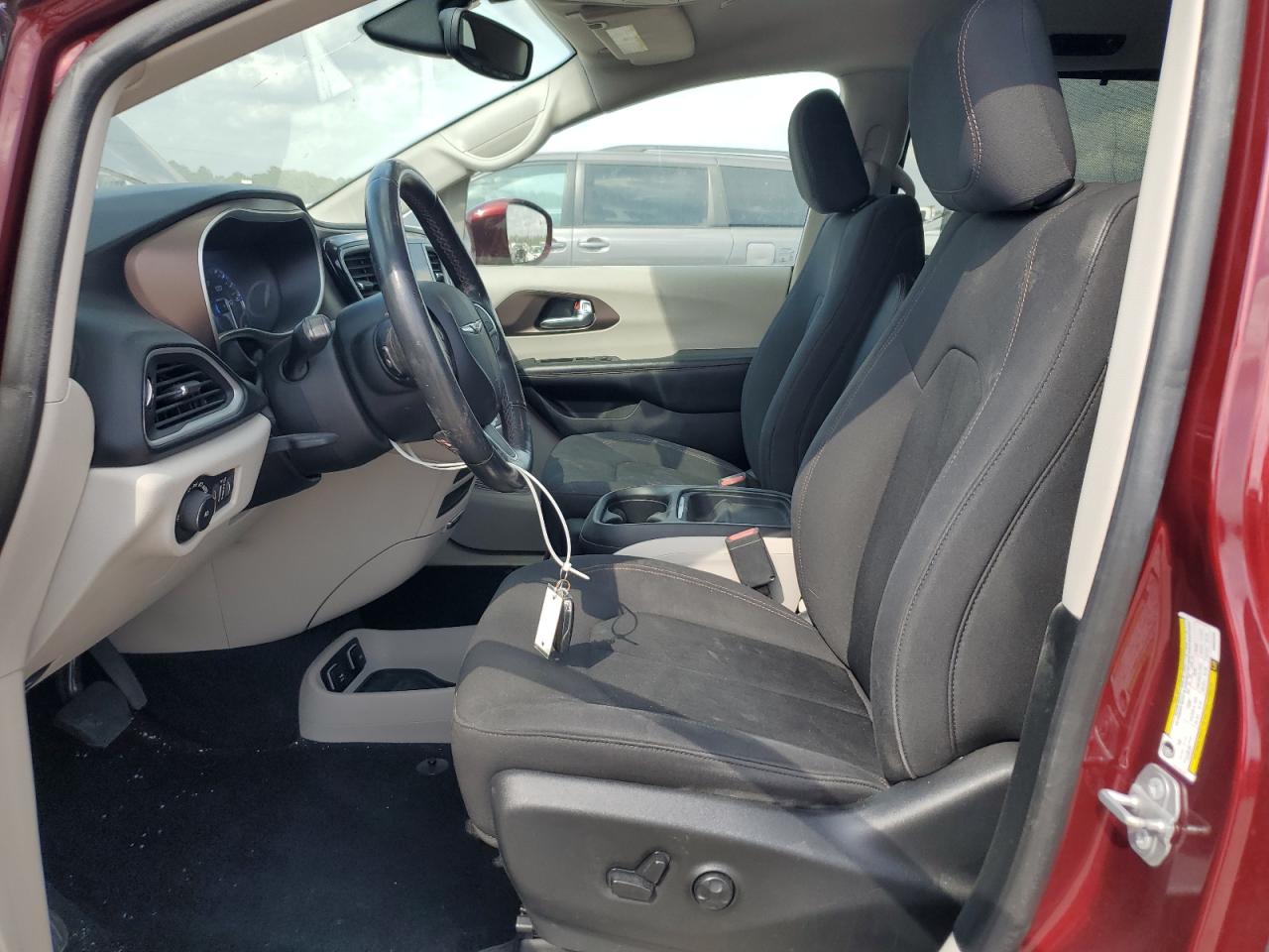 2019 Chrysler Pacifica Touring Plus VIN: 2C4RC1FG8KR604266 Lot: 89712365