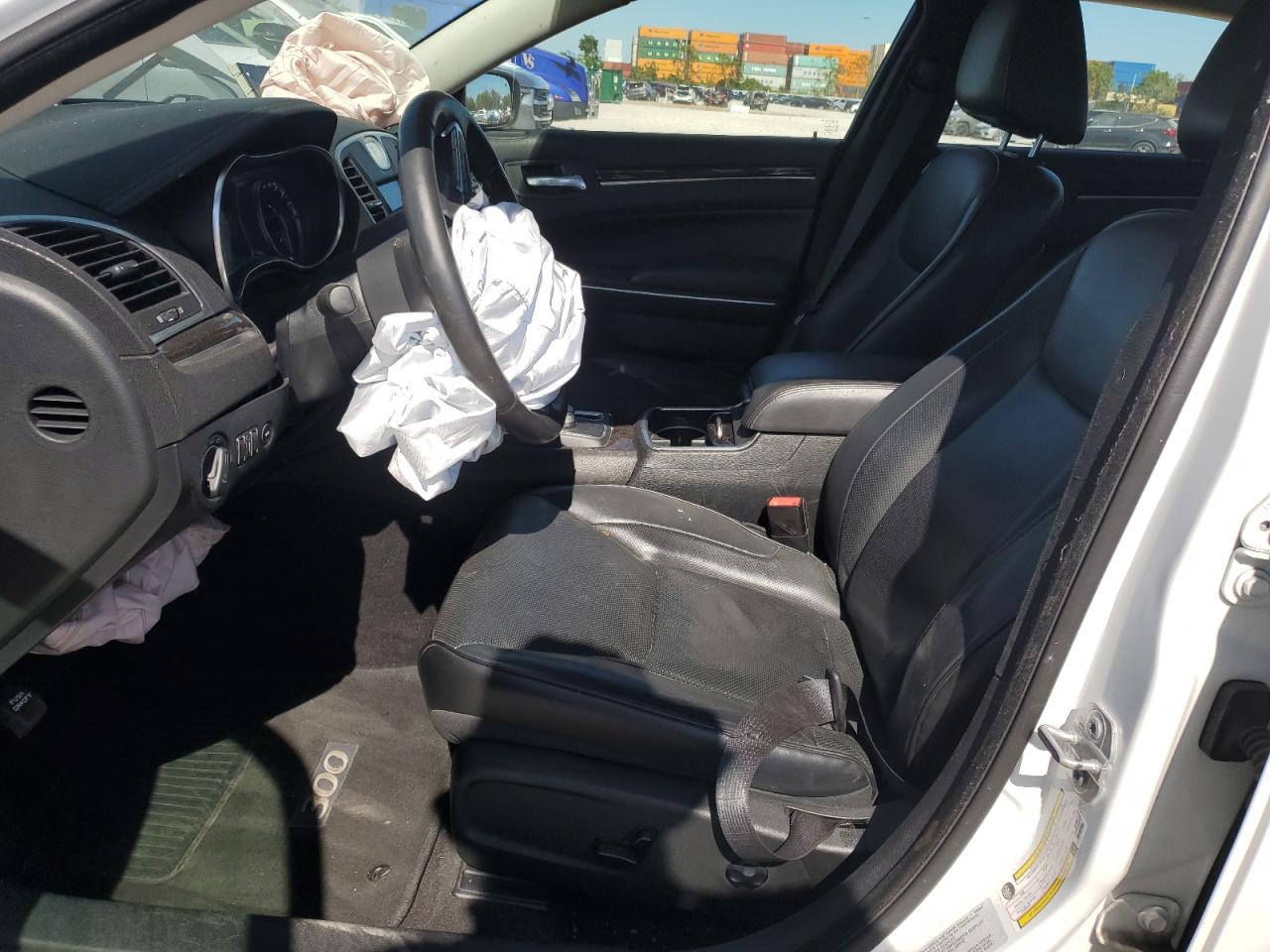 2016 Chrysler 300C VIN: 2C3CCAEG9GH161392 Lot: 81881385