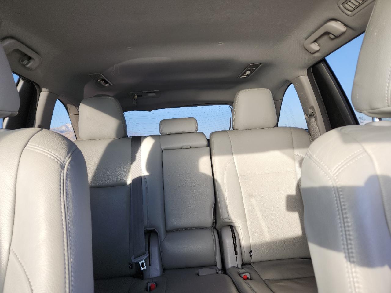 2018 Toyota Highlander Hybrid VIN: 5TDBGRFH2JS041718 Lot: 85552645