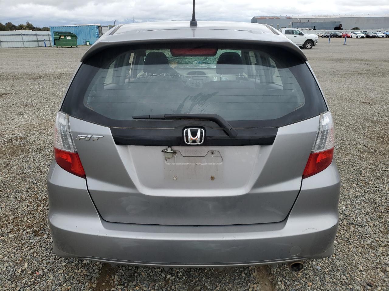 2010 Honda Fit Sport VIN: JHMGE8H40AC002187 Lot: 86825805
