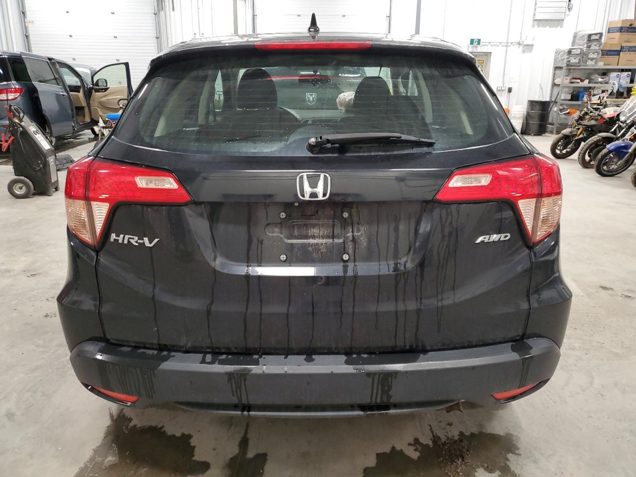 2018 Honda Hr-V Lx VIN: 3CZRU6H33JM106125 Lot: 85524575