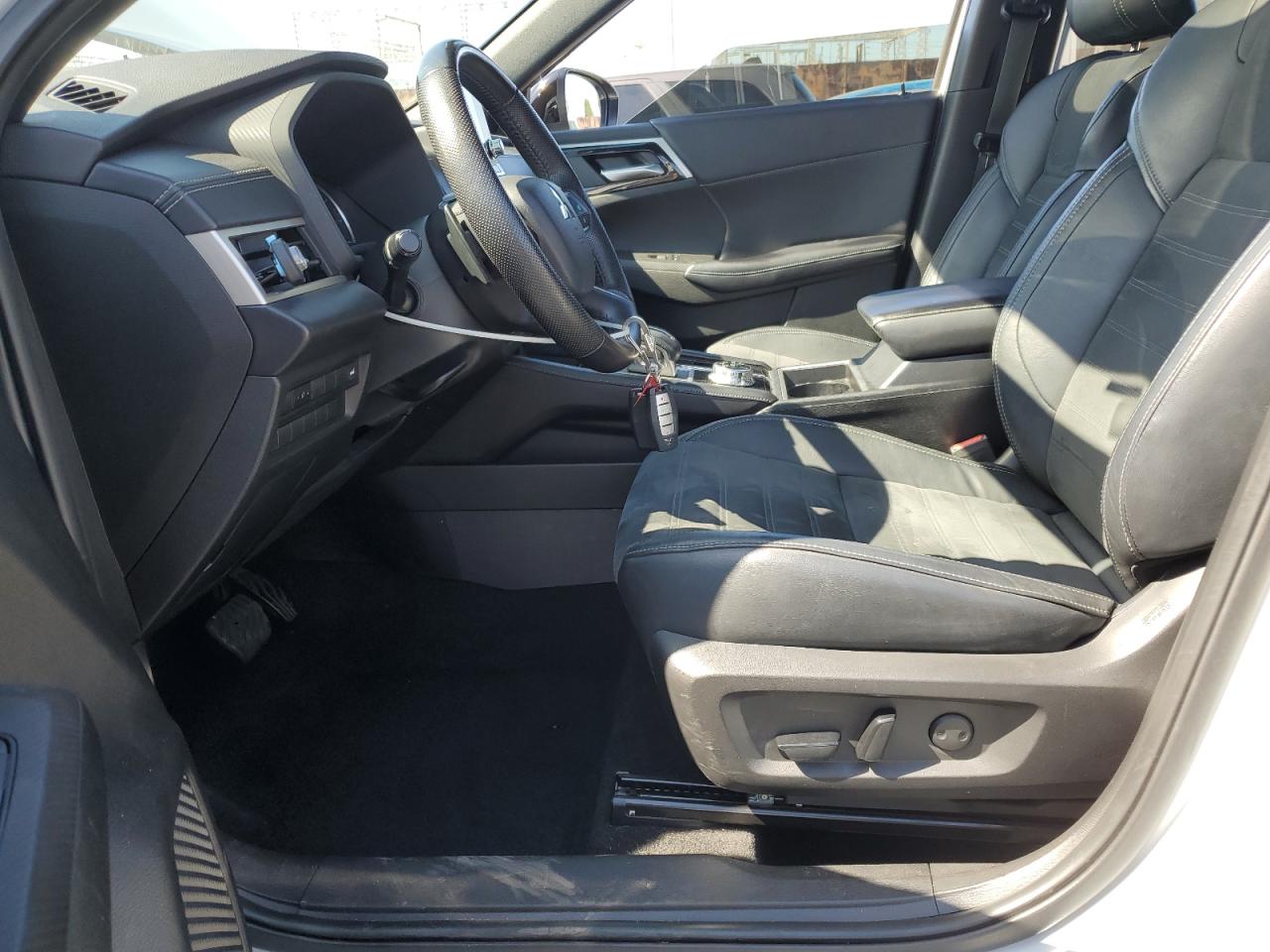 2022 Mitsubishi Outlander Se VIN: JA4J3UA82NZ064612 Lot: 85007885