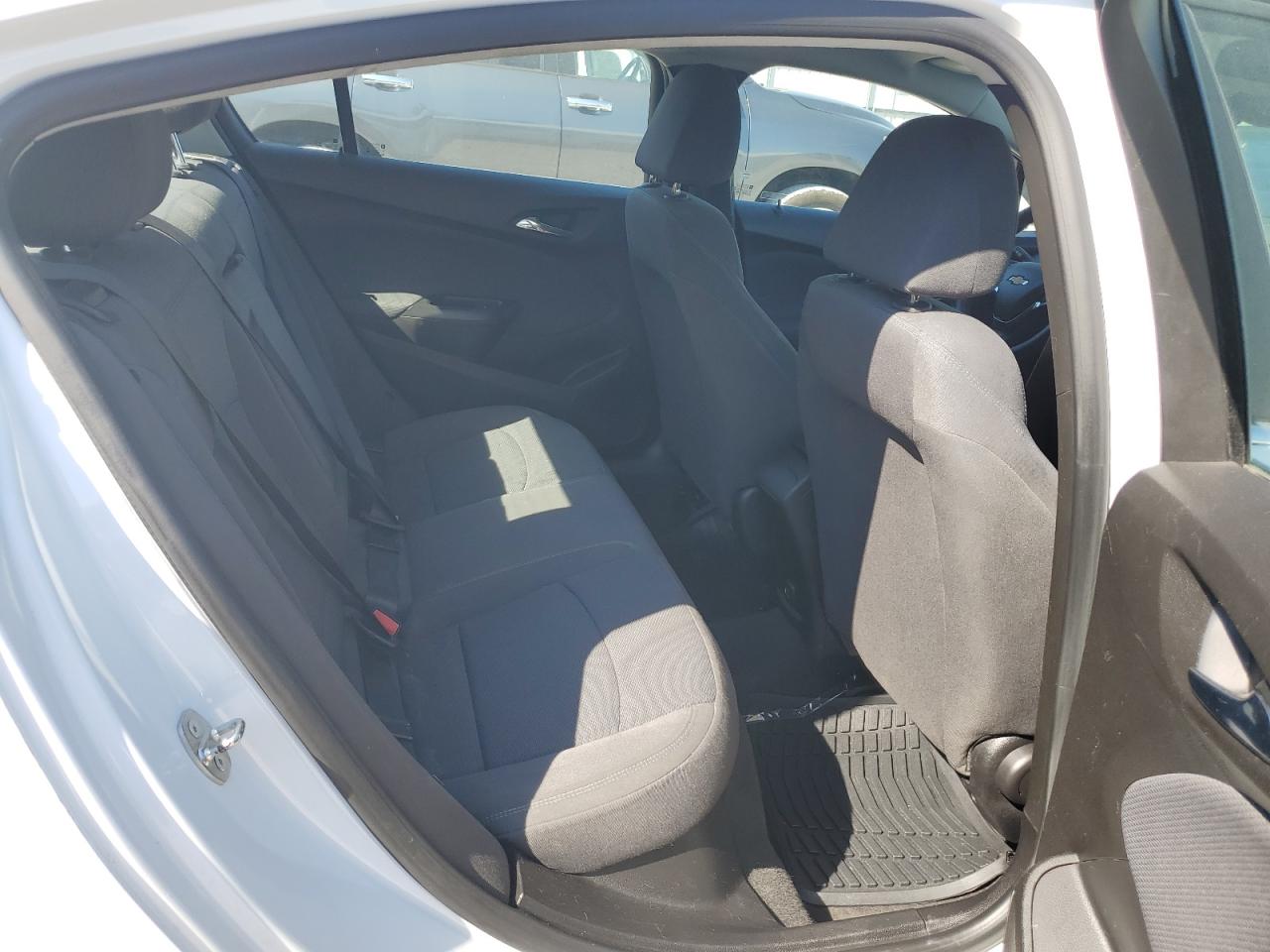 2019 Chevrolet Cruze Lt VIN: 1G1BE5SM7K7120856 Lot: 85820675