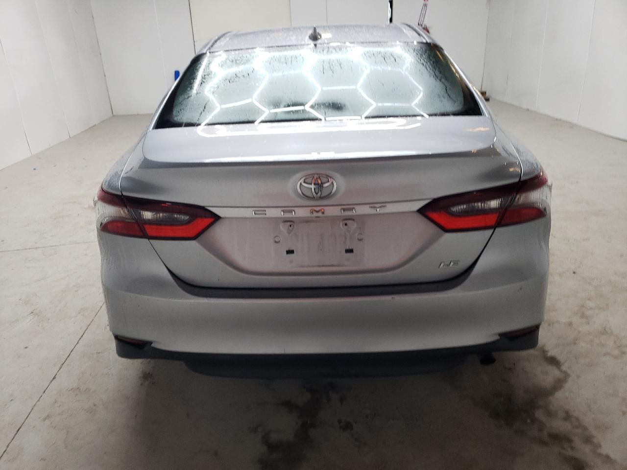 2024 Toyota Camry Le VIN: 4T1C11AK9RU189846 Lot: 84998165