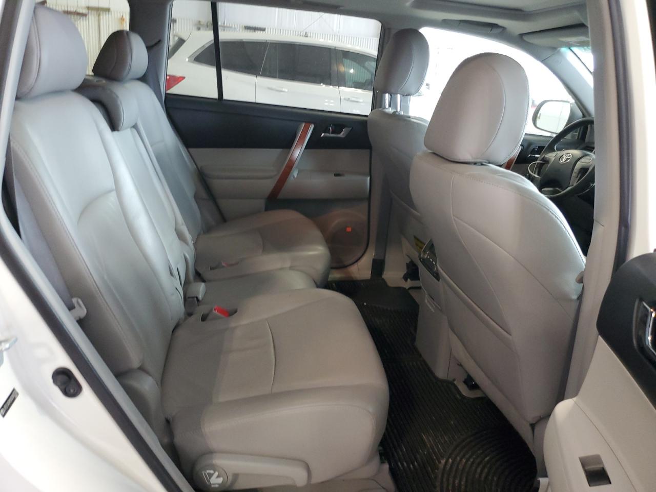 2008 Toyota Highlander Limited VIN: JTEES42A582083336 Lot: 86081275