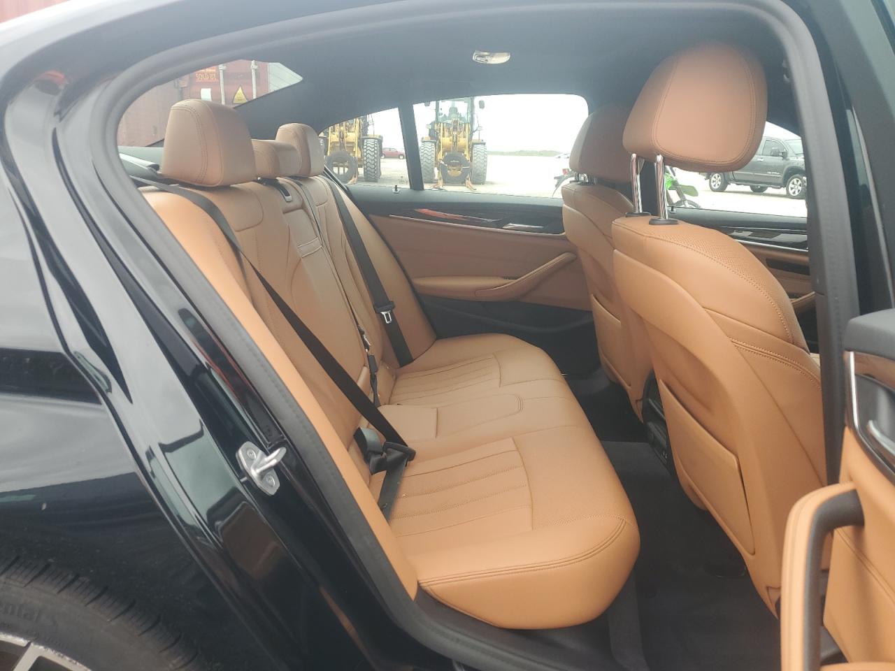 2021 BMW 530 Xi VIN: WBA13BJ04MWX11657 Lot: 84770105