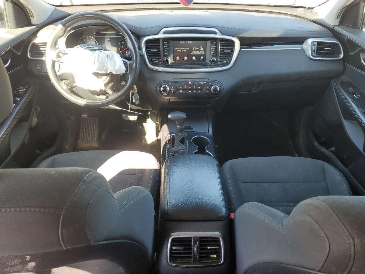 2019 Kia Sorento L VIN: 5XYPG4A34KG528499 Lot: 86126515